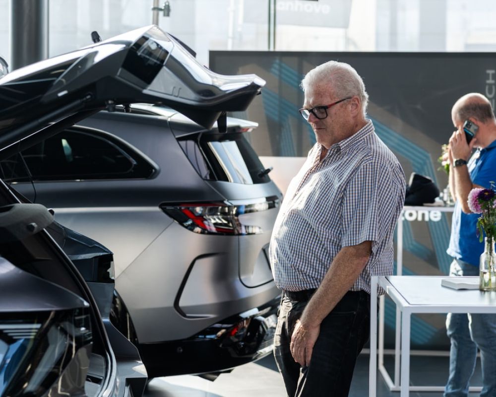 showroom garage Vanhove 13